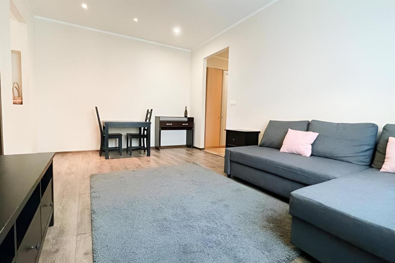 City Center Apartment In Middle Of ブラチスラヴァ エクステリア 写真