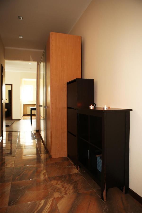City Center Apartment In Middle Of ブラチスラヴァ エクステリア 写真