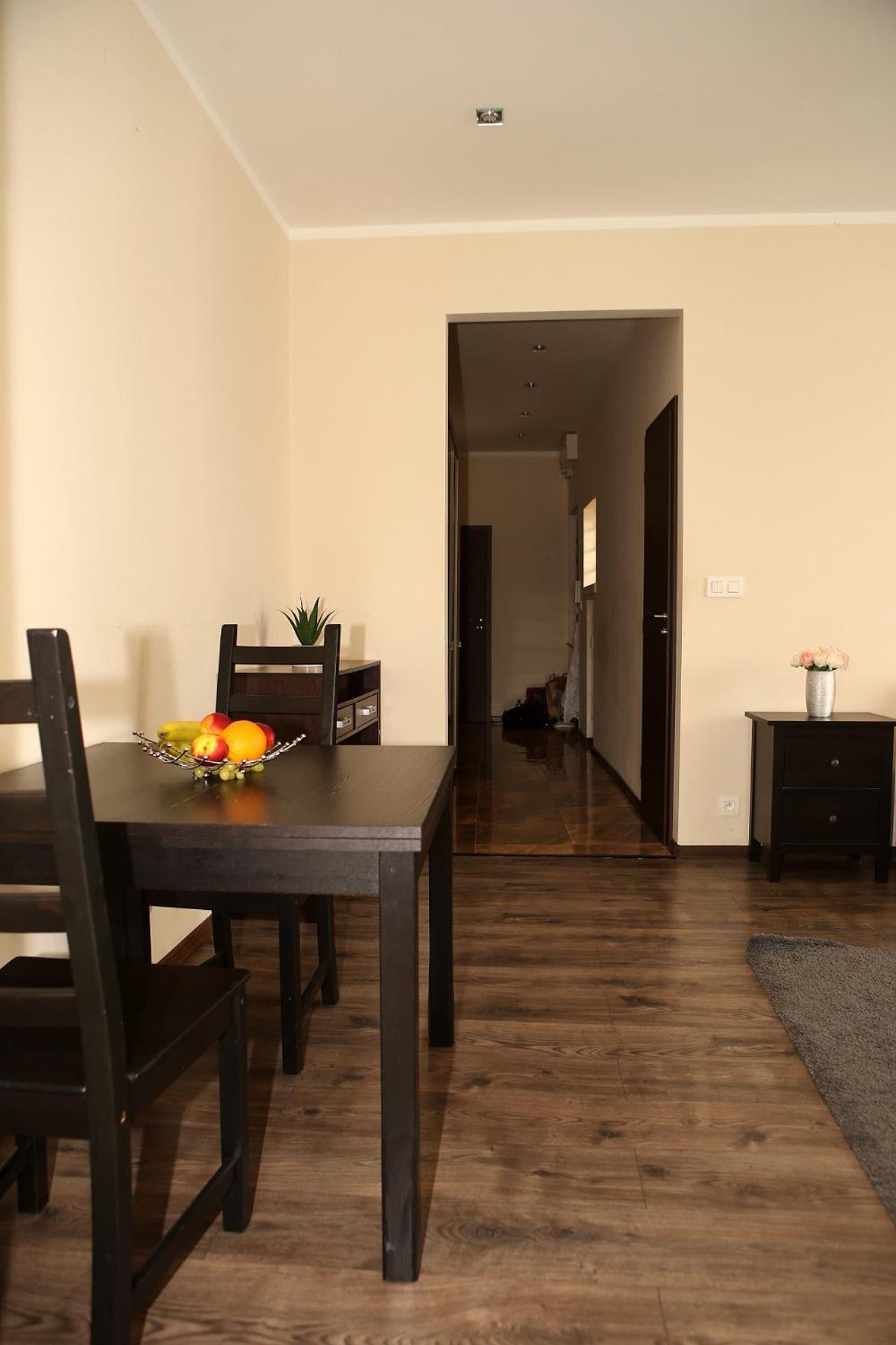 City Center Apartment In Middle Of ブラチスラヴァ エクステリア 写真